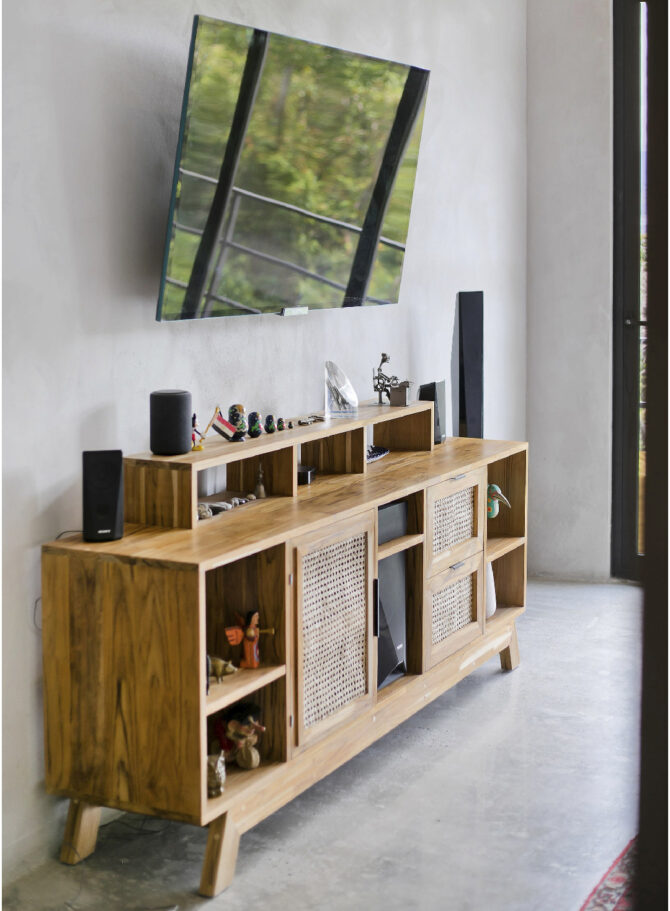 TV cabinet